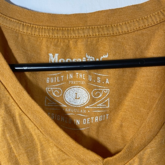 Moosejaw V-neck Oversized T-shirt - Picture 2 of 7